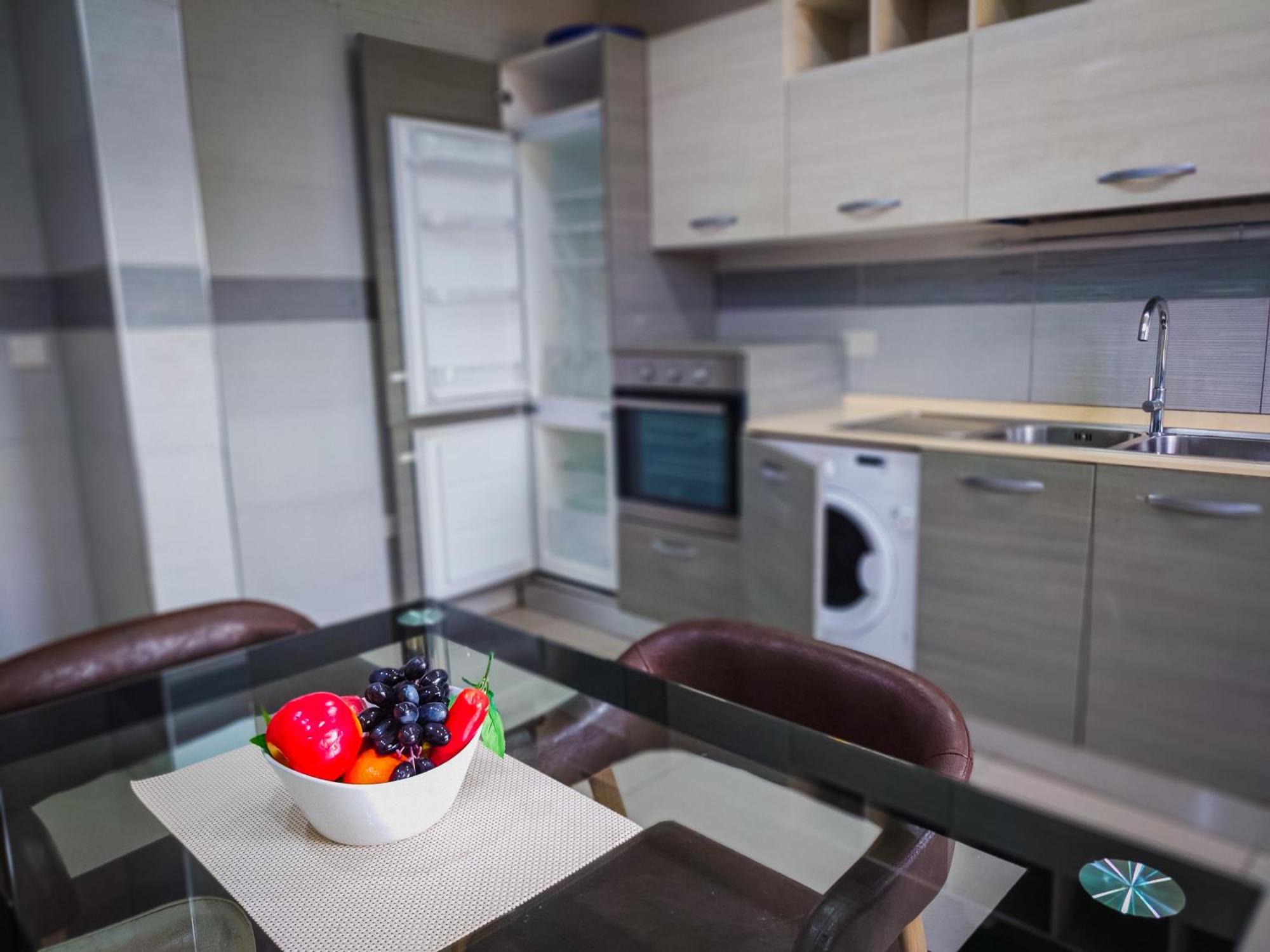 Queens View Apartment อักกรา ภายนอก รูปภาพ