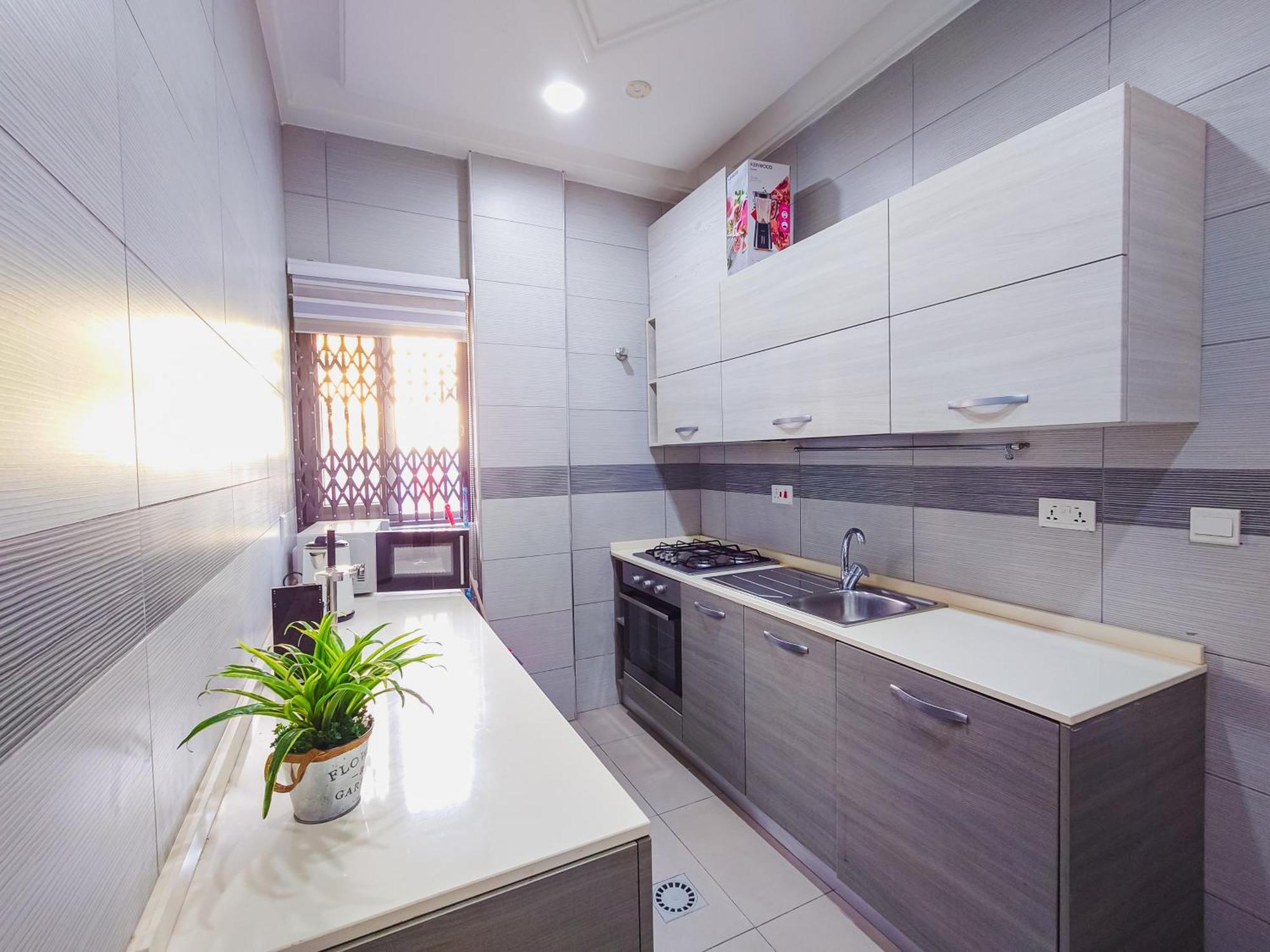 Queens View Apartment อักกรา ภายนอก รูปภาพ