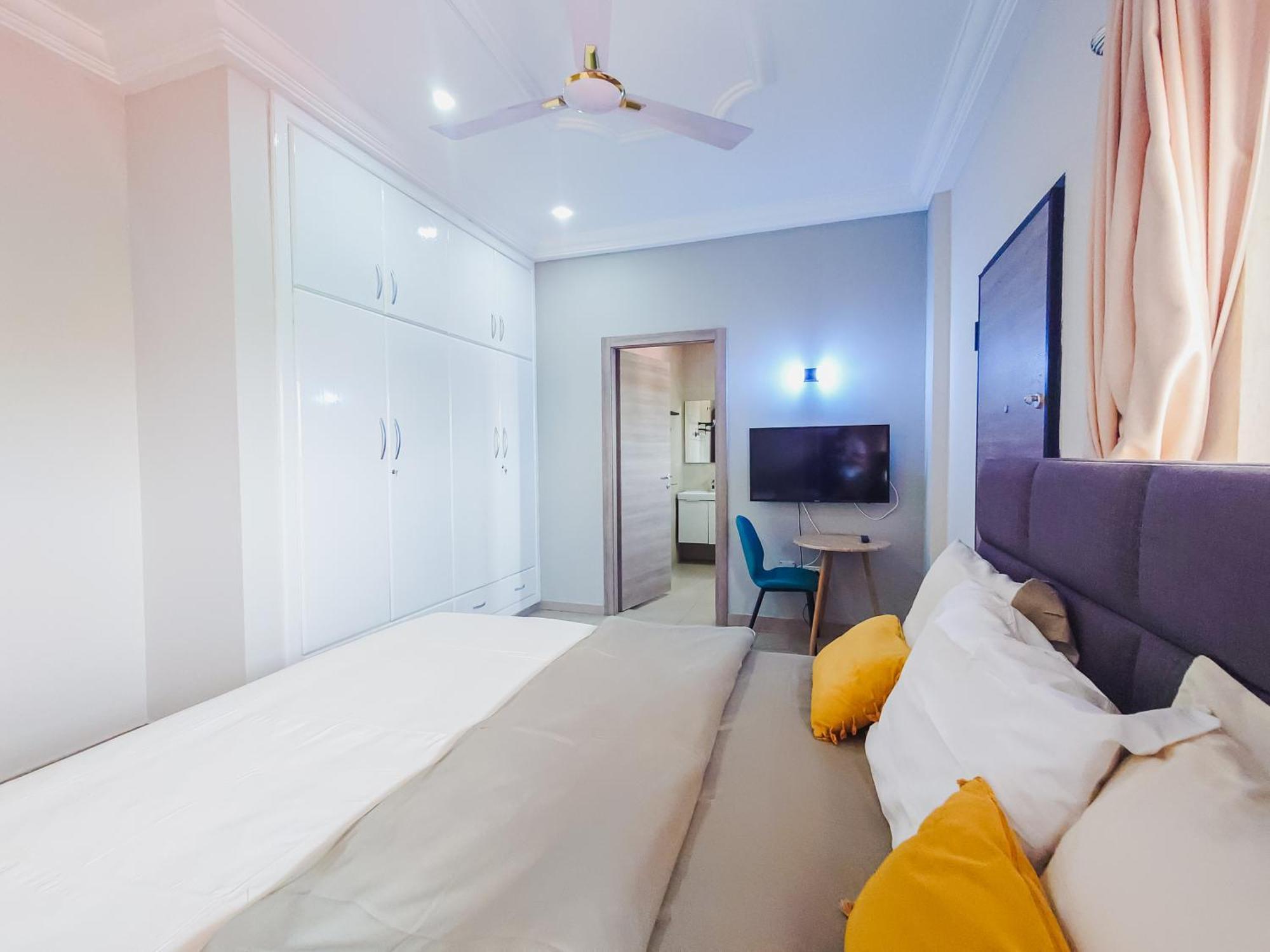 Queens View Apartment อักกรา ภายนอก รูปภาพ