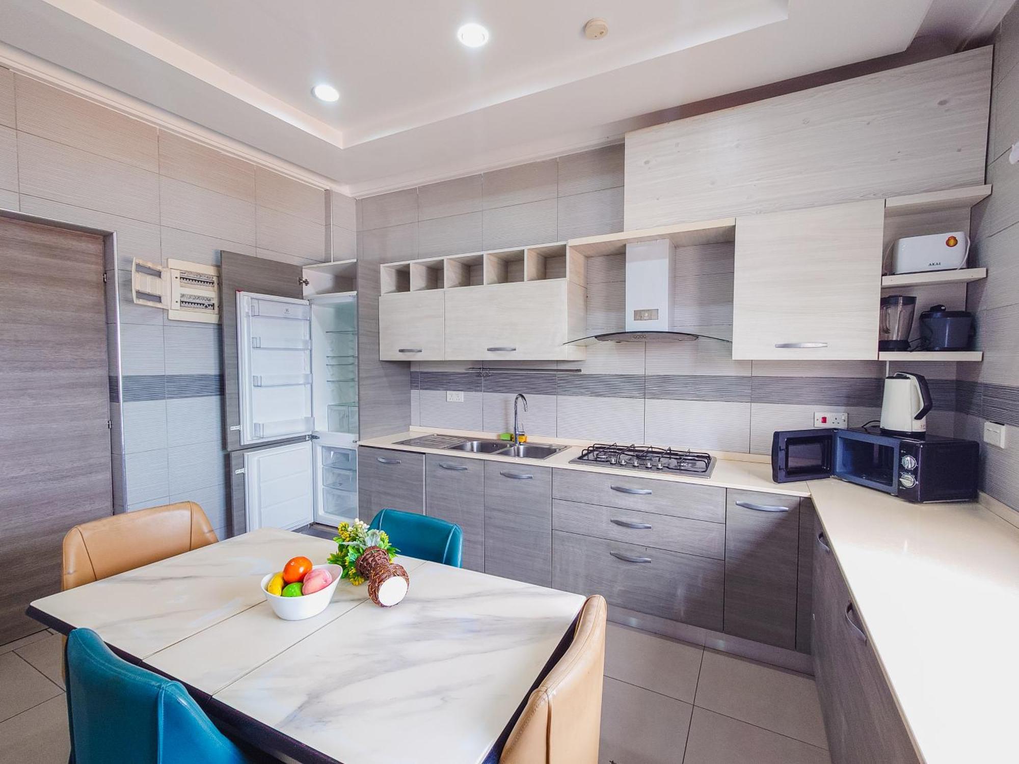 Queens View Apartment อักกรา ภายนอก รูปภาพ